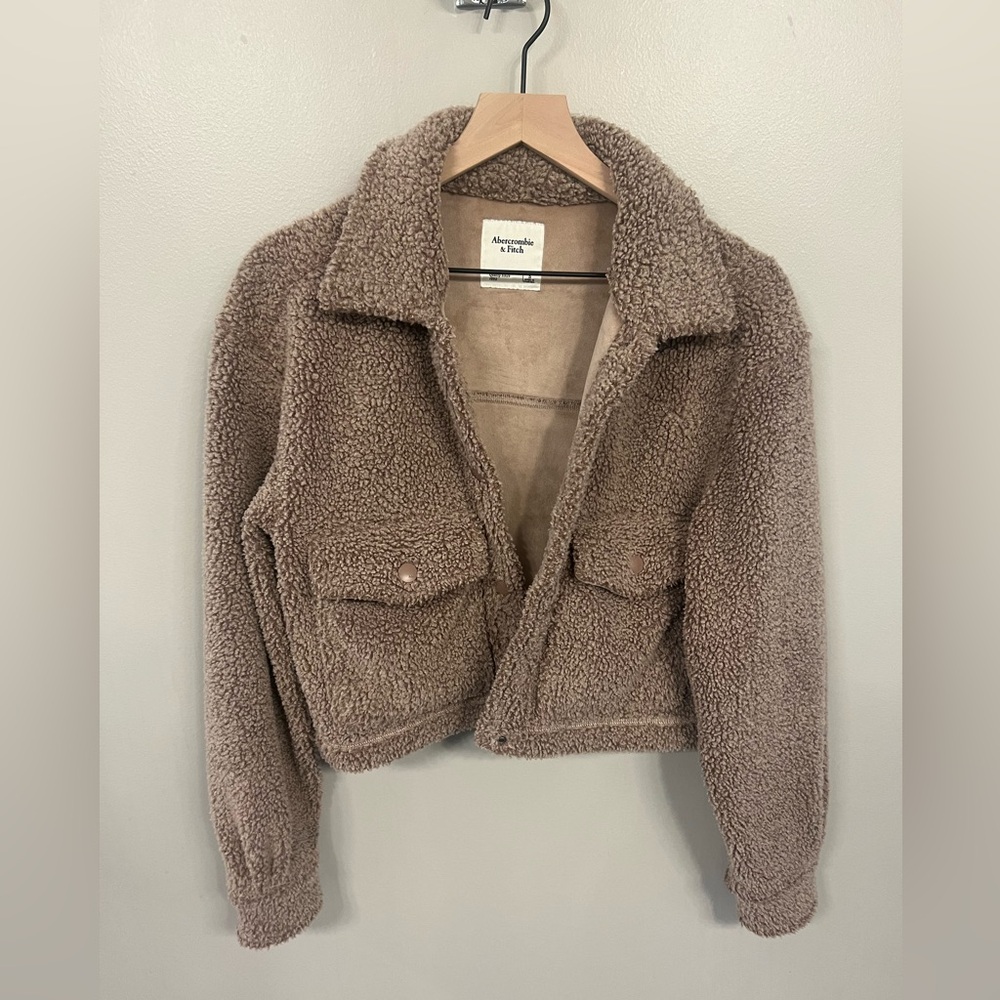 Abercrombie and Fitch boucle tan jacket size small - Picture 3 of 5